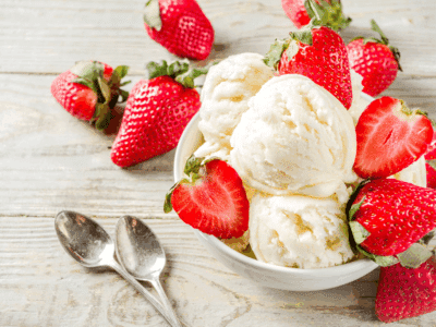 Strawberry Vanilla Popcorn